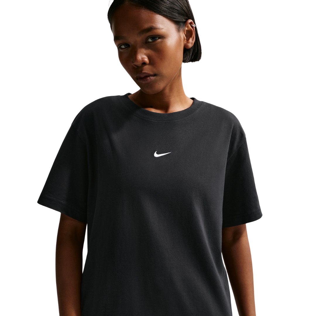 Nike Sportswear Classic Short-Sleeve Womens Tee